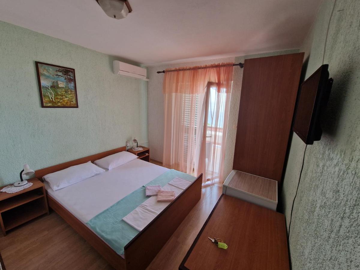 Rooms Anita Sibinj Sibinj Krmpotski Extérieur photo