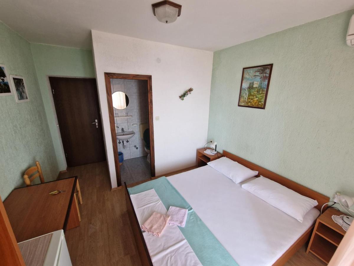 Rooms Anita Sibinj Sibinj Krmpotski Extérieur photo