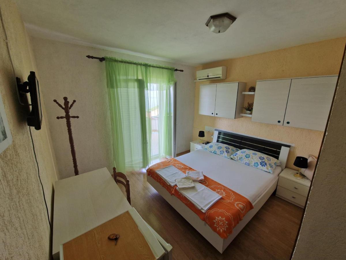 Rooms Anita Sibinj Sibinj Krmpotski Extérieur photo