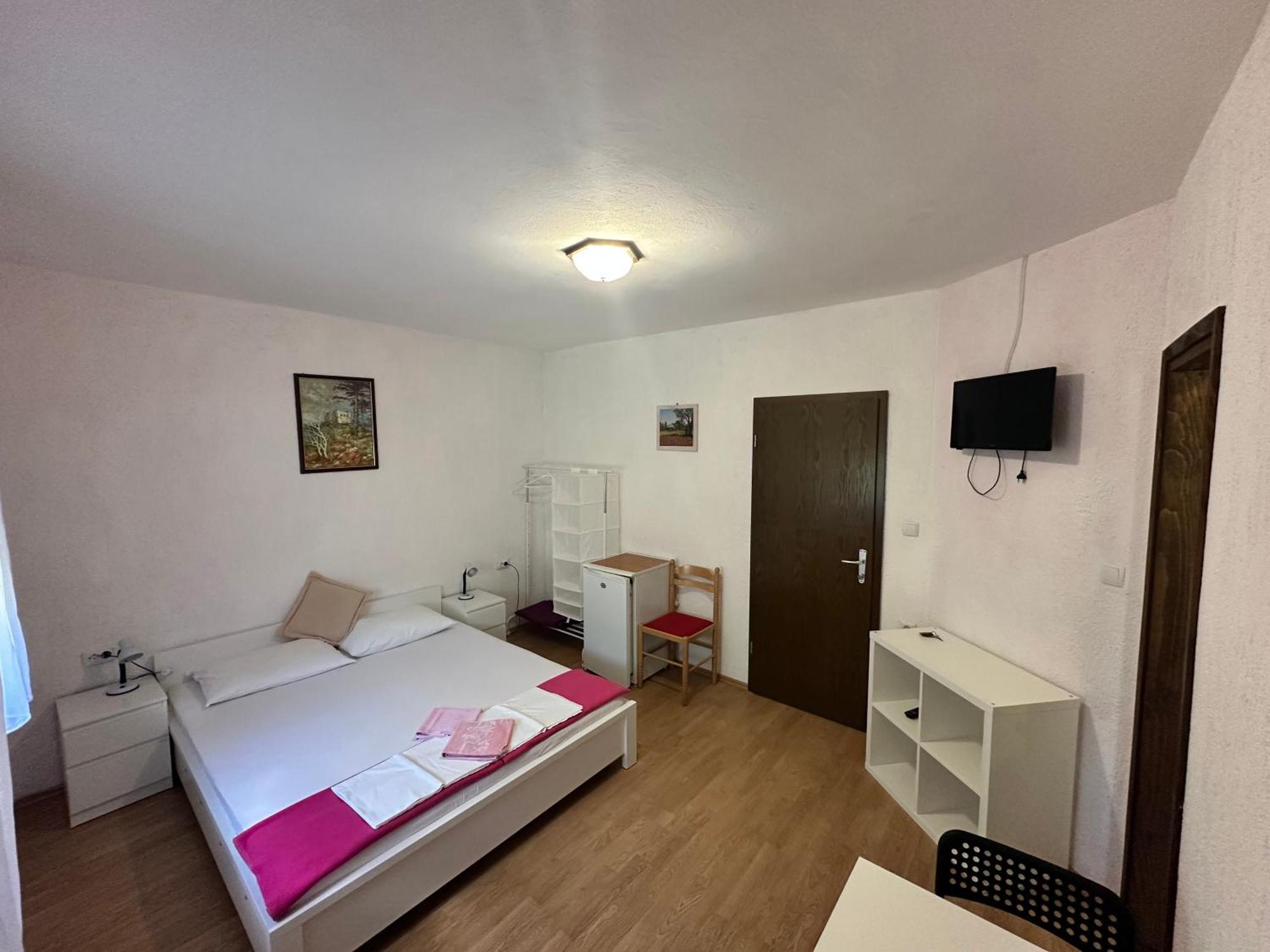 Rooms Anita Sibinj Sibinj Krmpotski Extérieur photo